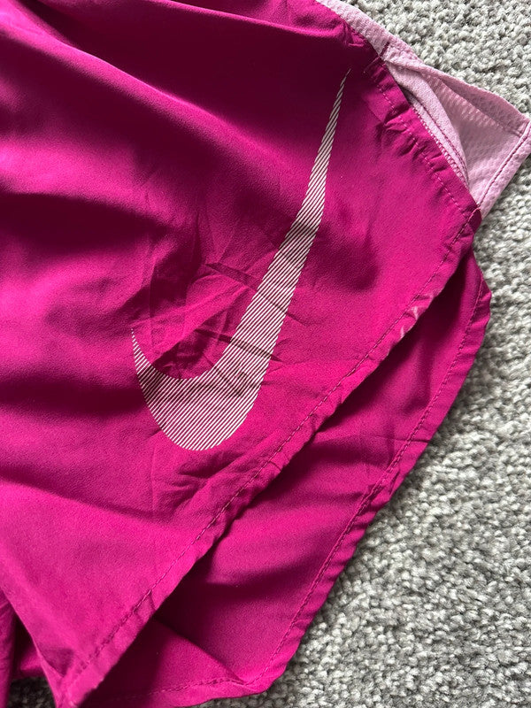 Women’s Nike Dri-FIT Fast Tempo Shorts Fuchsia