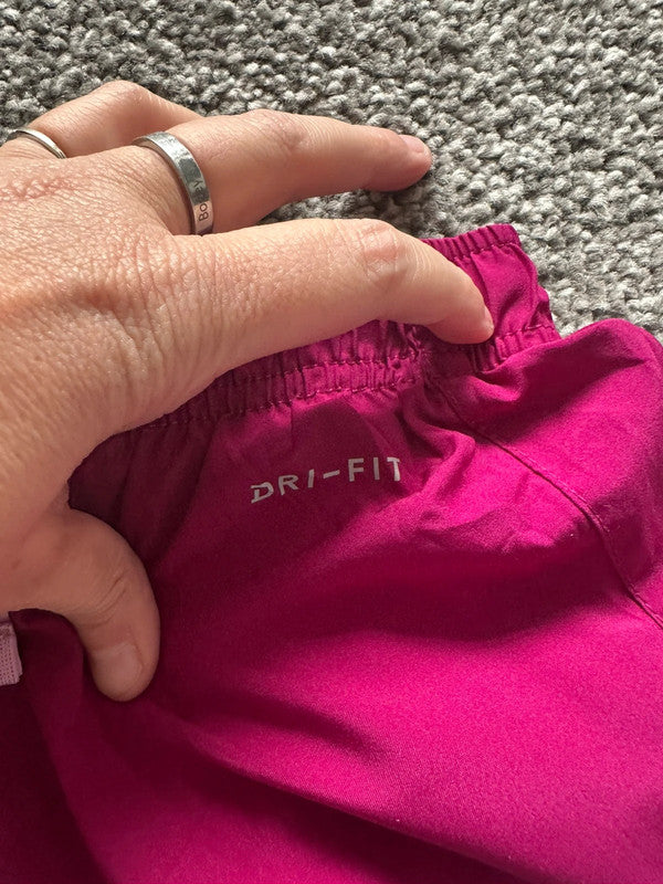 Women’s Nike Dri-FIT Fast Tempo Shorts Fuchsia