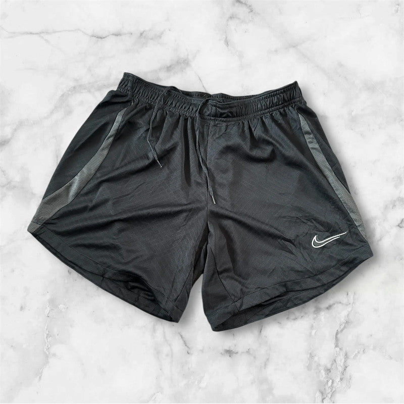 Women’s Nike Dri-Fit Slim Fit Strike Shorts Black