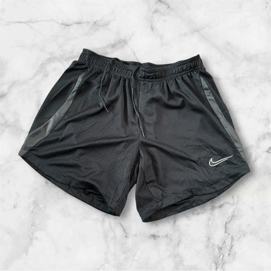 Women’s Nike Dri-Fit Slim Fit Strike Shorts Black